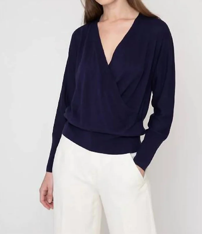 Weekend Savings Extravaganza Long Sleeve Sweater In Navy