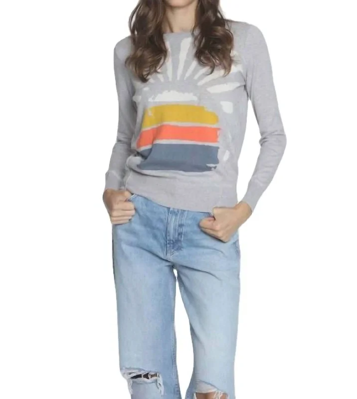 Bonus Savings Sunburst Crew Top In Fog Multi