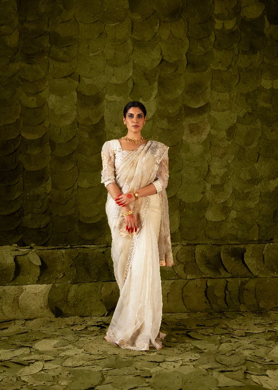 Sose (ಸೊಸೆ) Saree in Canoli Cream