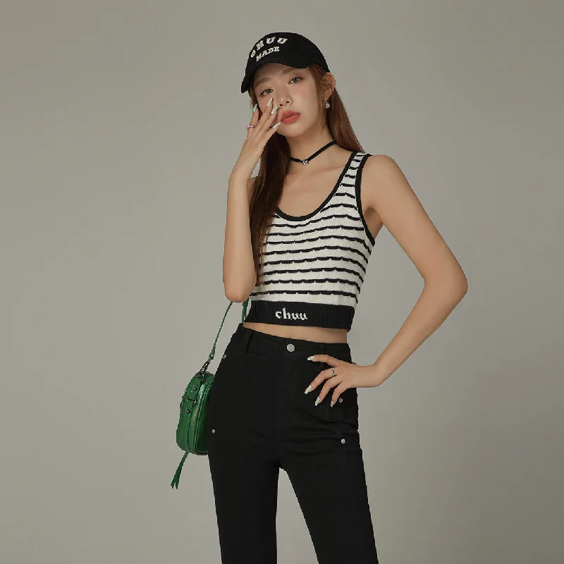 Logo Band Color Scheme Sleeveless Crop Top